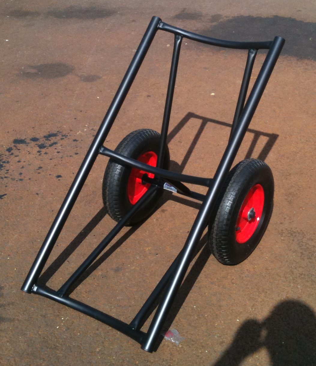 4 Wheel Carpet Trolley on 4 x 200mm solid rubber with brakes Carpet Stands 